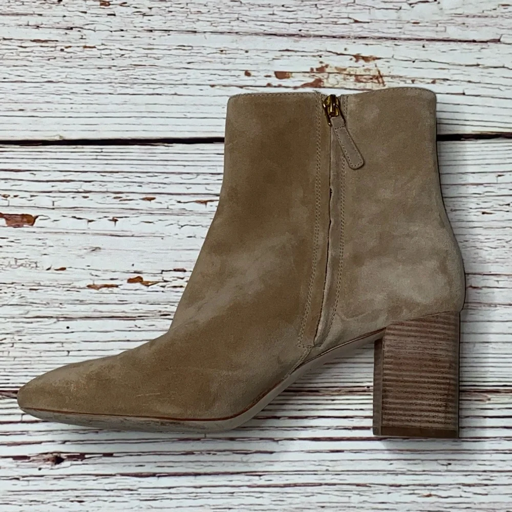 Tory Burch Brooke Ankle Bootie in Beige Suede Sz 10